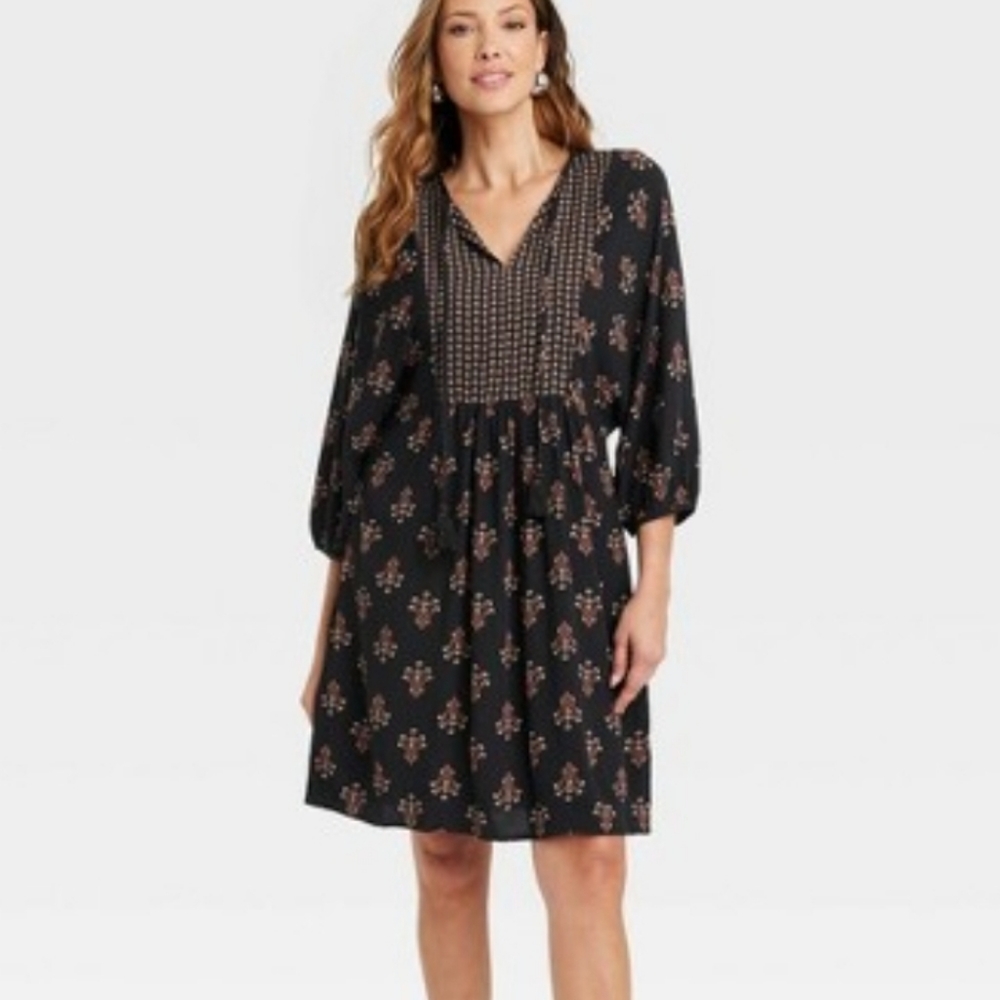 Knox Rose Dress Size Small NWT